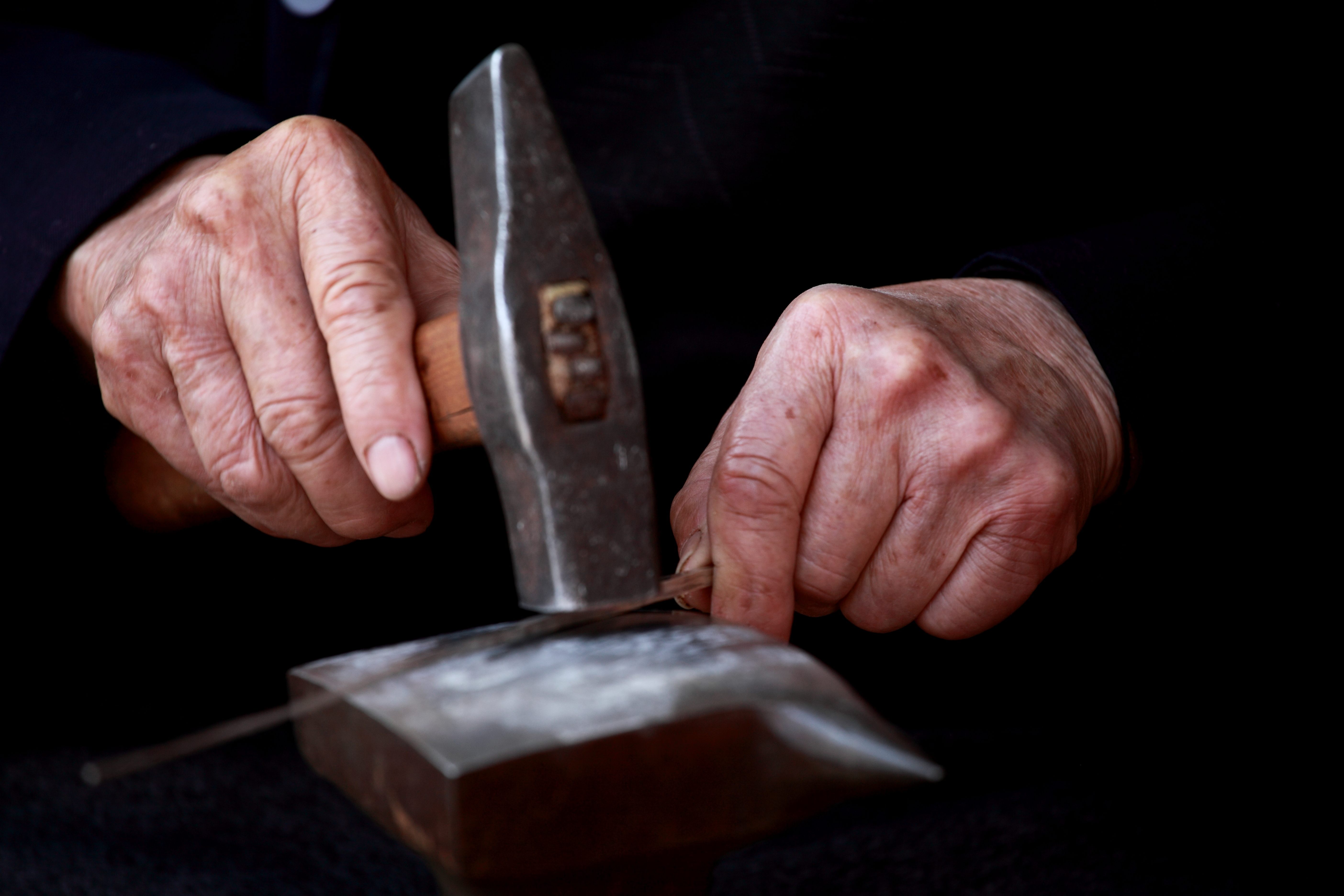 錾刻拉丝工艺 錾刻拉丝工艺